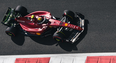 Test a Yas Marina, mattina: Ferrari al comando con Leclerc e Shwartzman. Tutte le novità