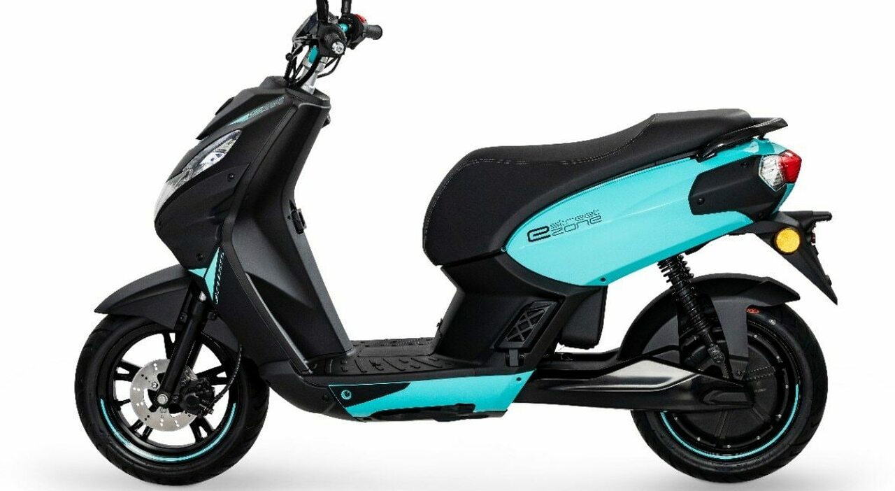 Peugeot Motorcycle e-Streetzone, lo scooter 100% elettrico