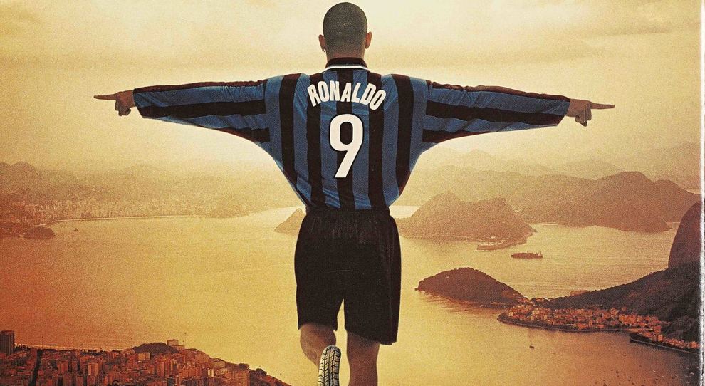 La pubblicità Pirelli con Ronaldo a Rio de Janeiro
