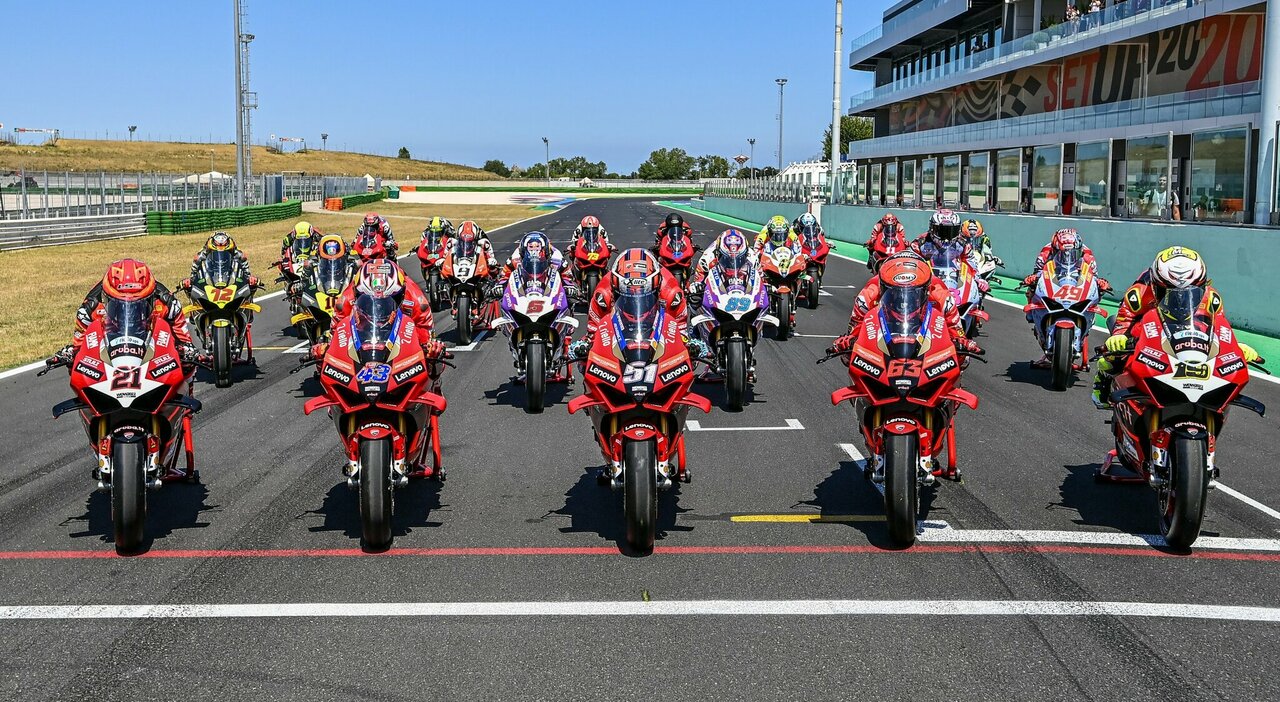 la partenza della Race of Champions con piloti Ducati