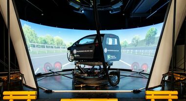 Pirelli e PoliMi insieme per pneumatici con realtà virtuale. Accordo da 2 ml di euro, anche su simulatori di guida