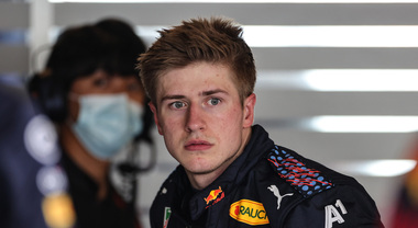 Il giovane estone Vips sospeso dal programma Junior Red Bull F1 per insulti razzisti