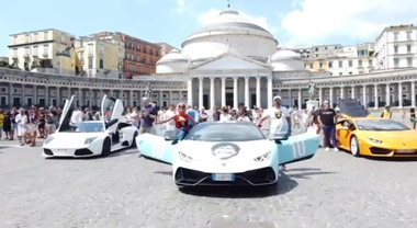 Bull Days 2022, la sfilata delle Lamborghini a Napoli: una è dedicata a Maradona