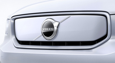 Volvo, nuovo impianto per auto elettriche in Slovacchia. Casa svedese investe 1,2 mld di euro e accelera verso crescita sostenibile