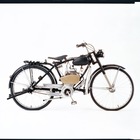 Suzuki, i primi 70 anni nel mondo delle due ruote. Nel 1952 debuttava la bicicletta motorizzata Power Free